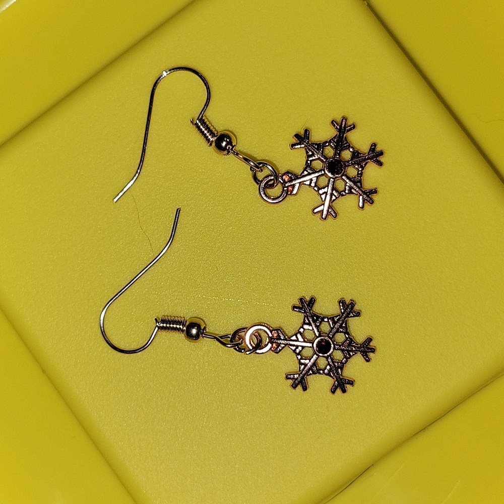 Snowflake Earrings - Picture 3 of 3